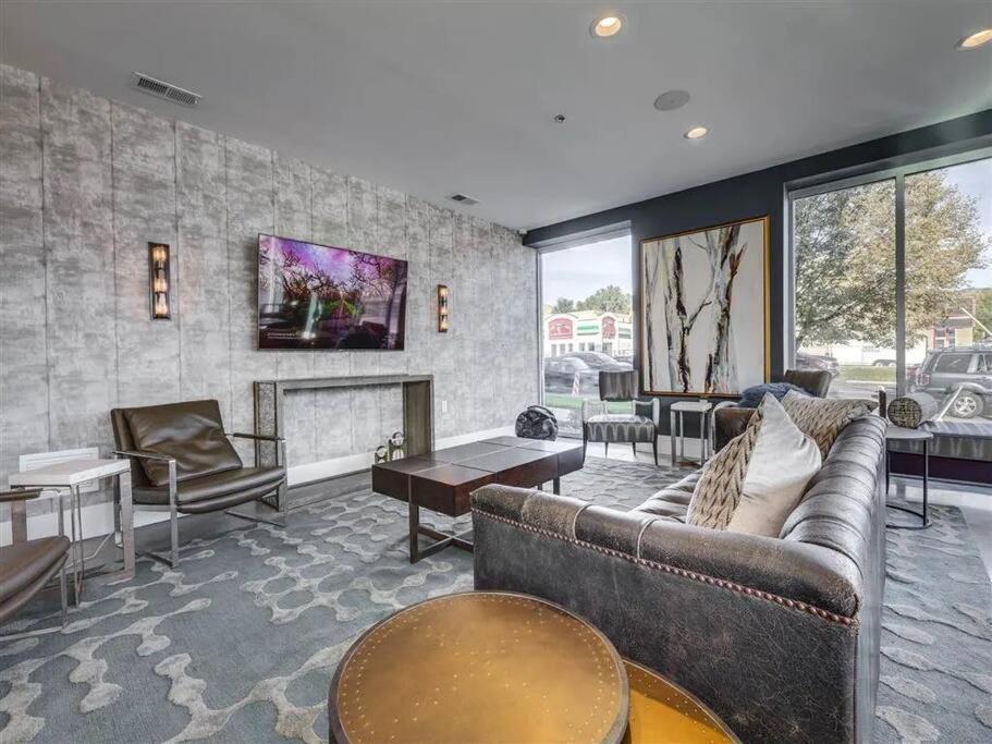 Luxurious Retreat In Slc Apartment Salt Lake City Luaran gambar